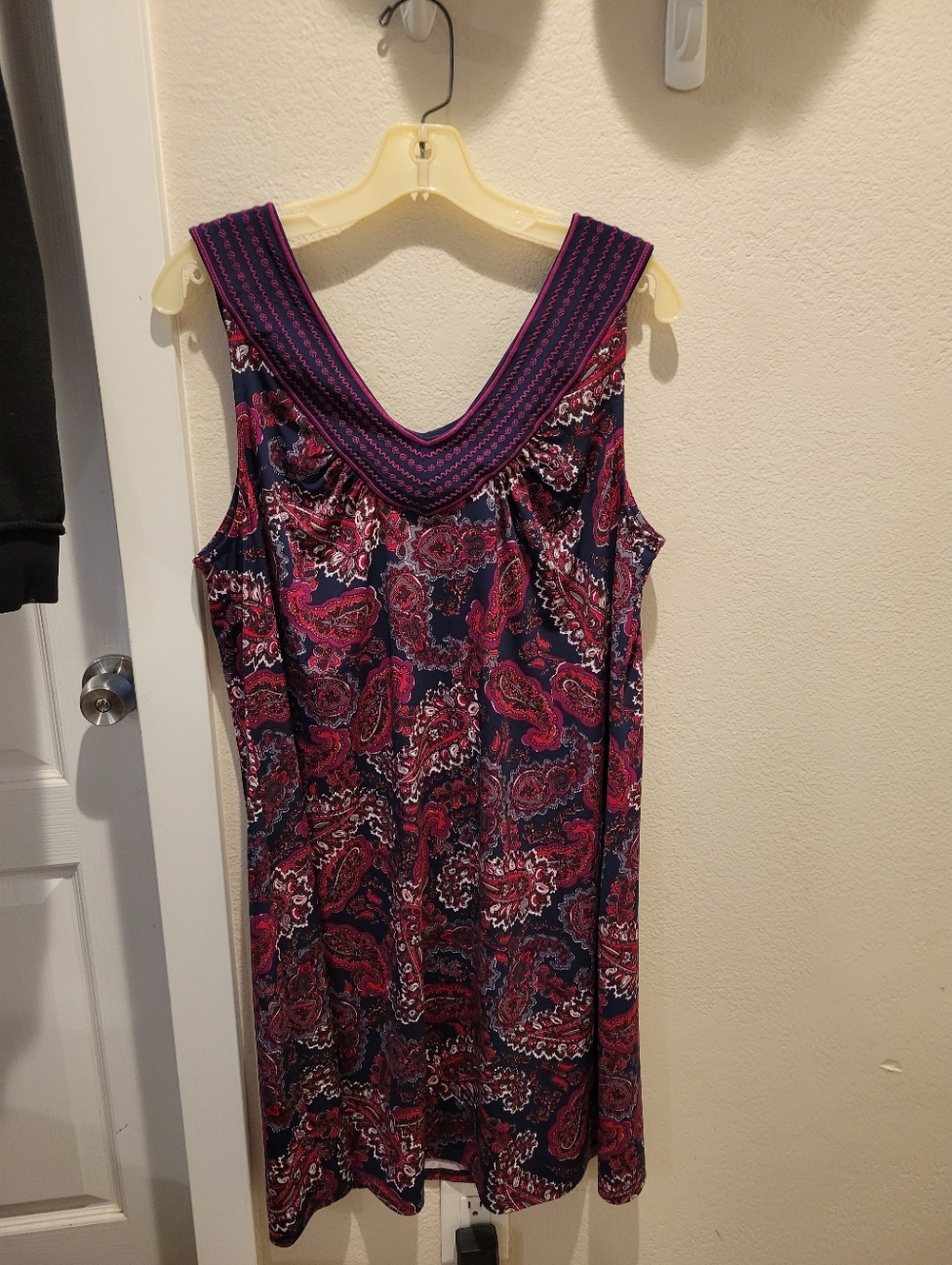 Sleeveless Navy and Pink Paisley V-Neck Dress